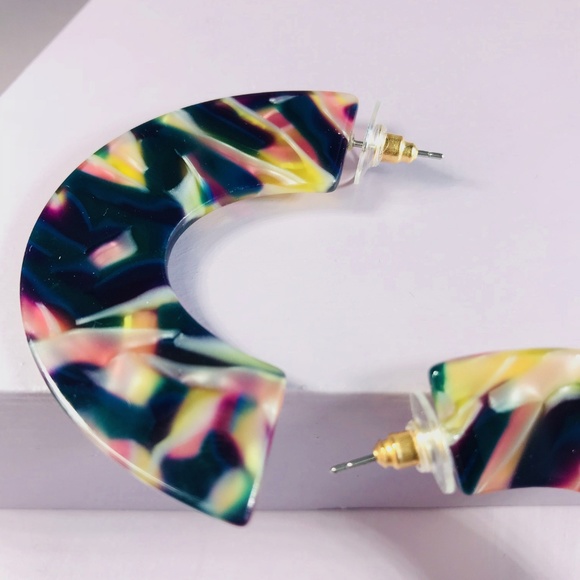 🆑 Blue Tortoise Half Circle Studs - Picture 6 of 7